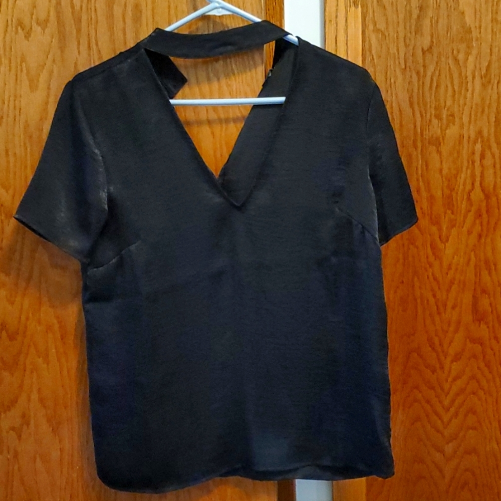 Shirt with v-neck